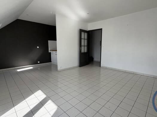 Appartement à vendre 133 500 € 2 pièces 1 chambre 37,01 m² Étage 3/3 Tours 37000