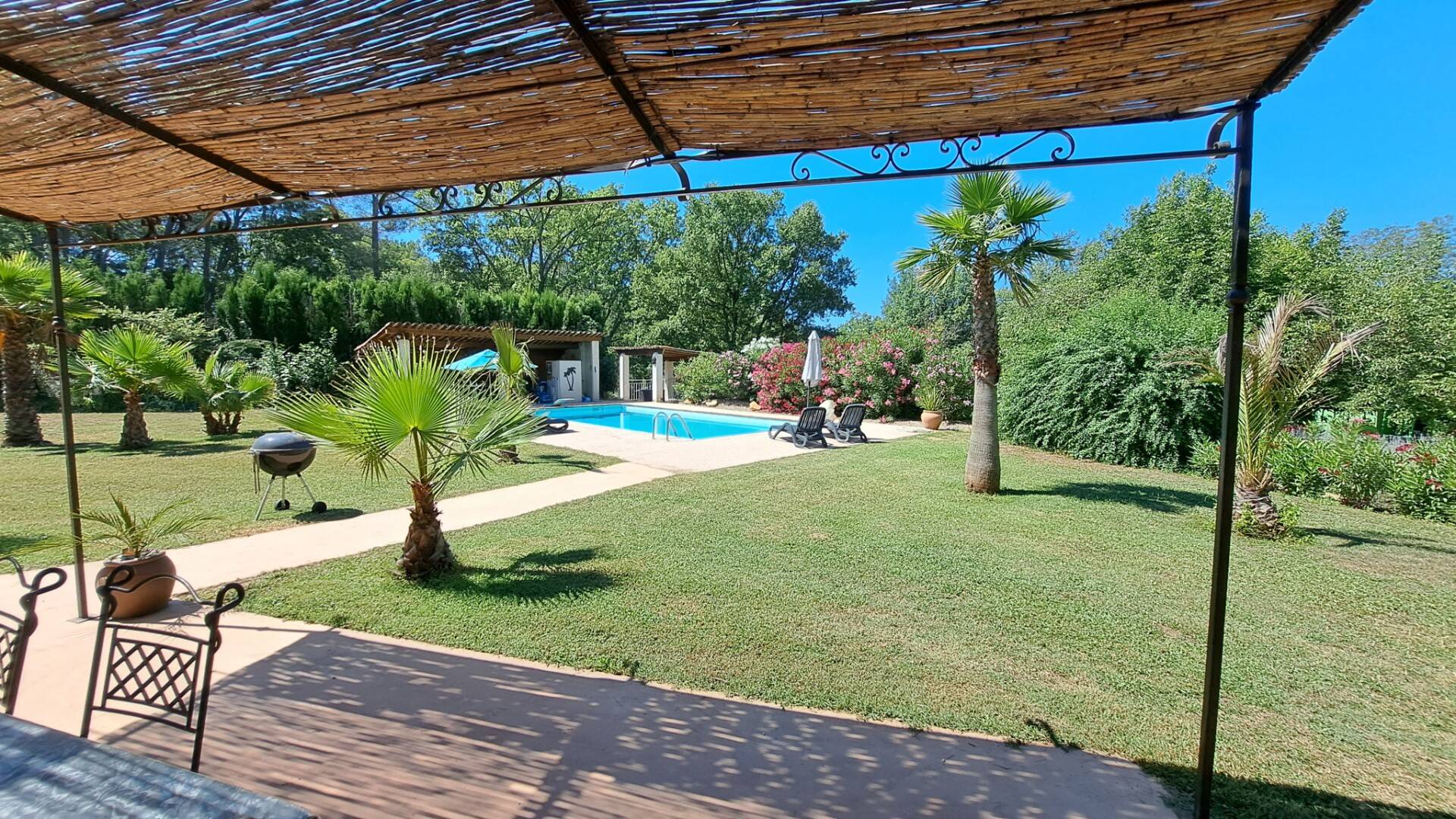 Maison à vendre, 450m², VILLECROZE