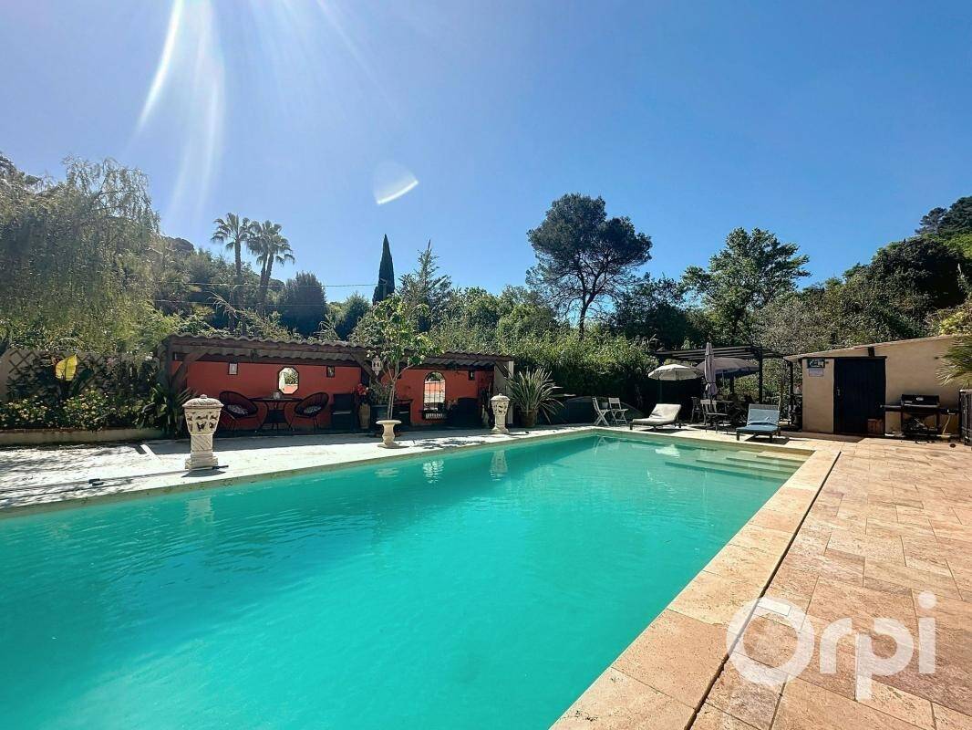 Maison à vendre, 185m², SAINT PAUL DE VENCE