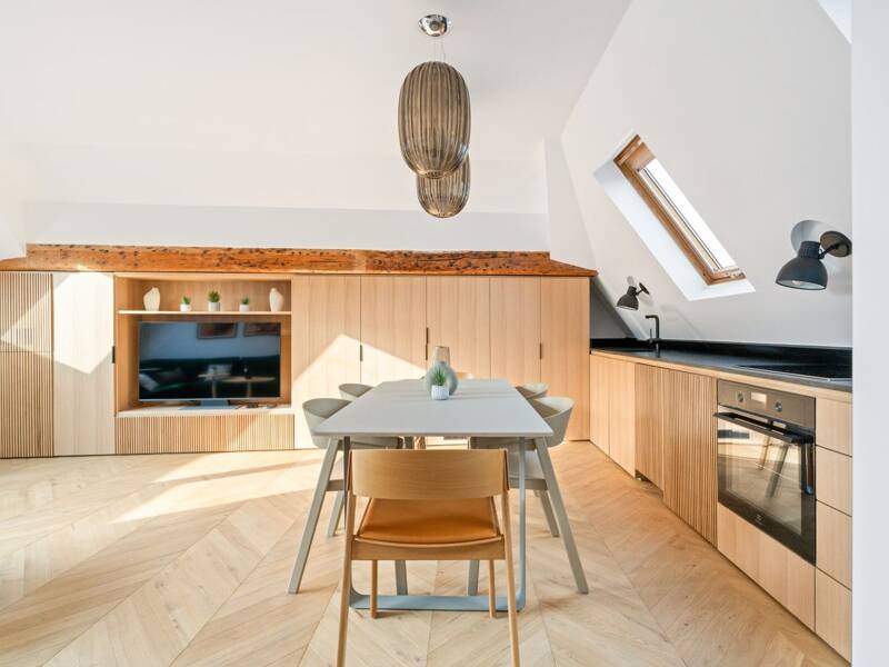 Maison à louer, 50m², PARIS 8E