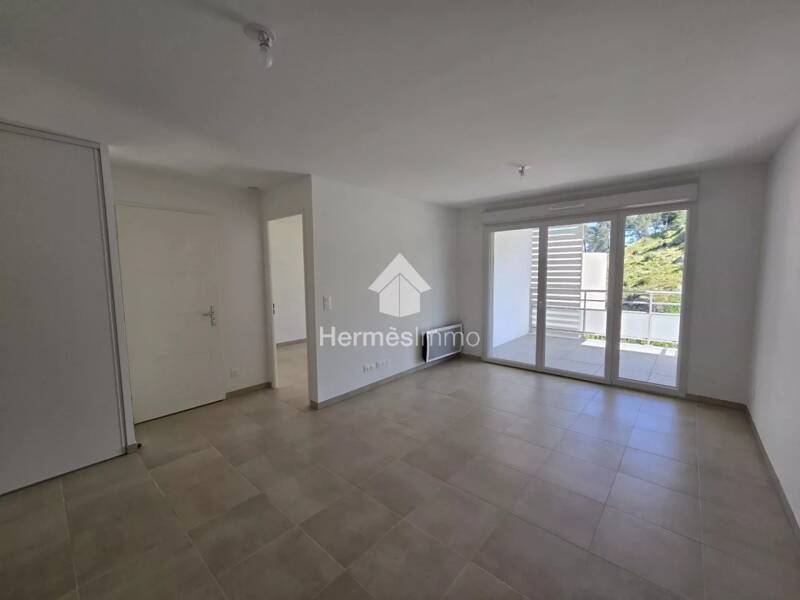 Maison à louer, 41m², MARSEILLE 12E