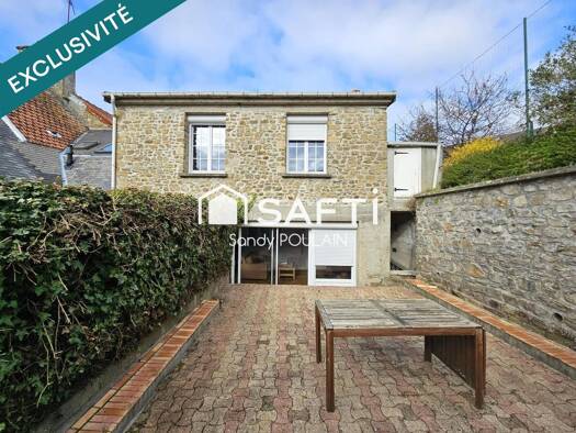 Maison à vendre 159 900 € 4 pièces 2 chambres 90 m² 101 m² de terrain Sud Est Coutances 50200