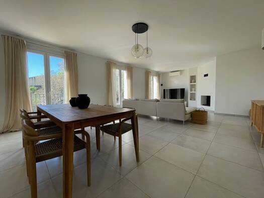 Maison à vendre 389 000 € 5 pièces 3 chambres 128 m² 422 m² de terrain Caumont-sur-Durance 84510