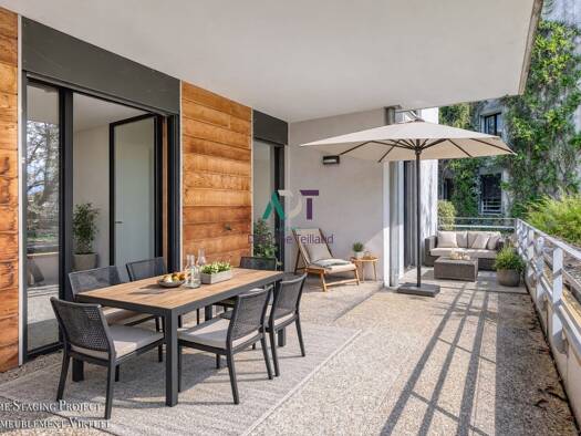 Appartement à vendre 250 000 € 3 pièces 2 chambres 64,5 m² RDC Meylan 38240