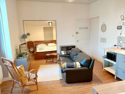 Appartement à louer 570 € 1 pièce 34,9 m² RDC Saint-Germain-de-Lusignan 17500