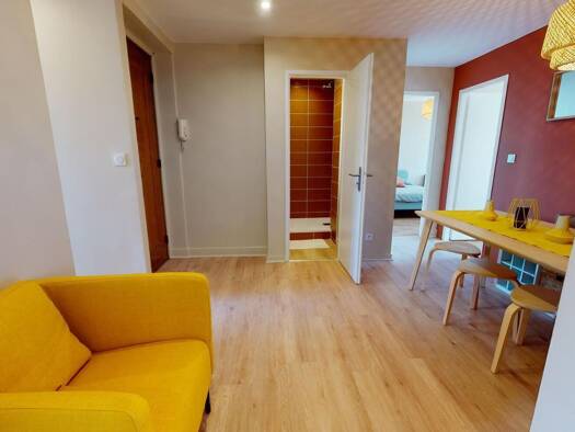 Colocation à louer 563 € 5 pièces 1 chambre 80 m² 2ème étage Vaise - Rochecardon - Industrie Lyon 9ème arrondissement 69009