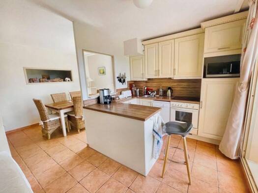 Appartement à louer 1 500 € 3 pièces 59 m² 1er étage Les Termes Mandelieu-la-Napoule 06210
