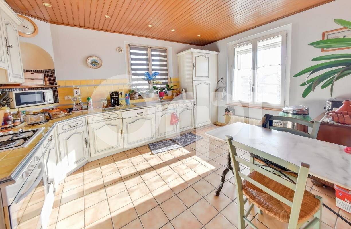 Maison à vendre, 115m², NANTEUIL LE HAUDOUIN
