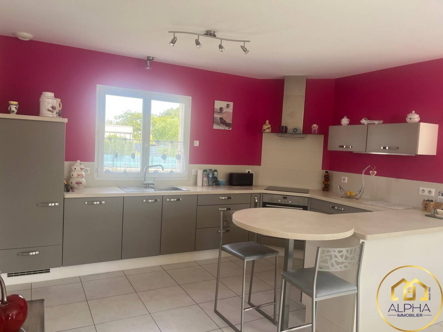 Maison à vendre, 92m², TALMONT SAINT HILAIRE