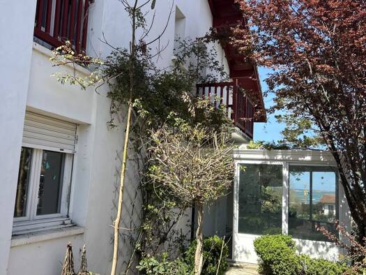 Maison à vendre 840 000 € 8 pièces 7 chambres 225 m² 873 m² de terrain Bidart 64210