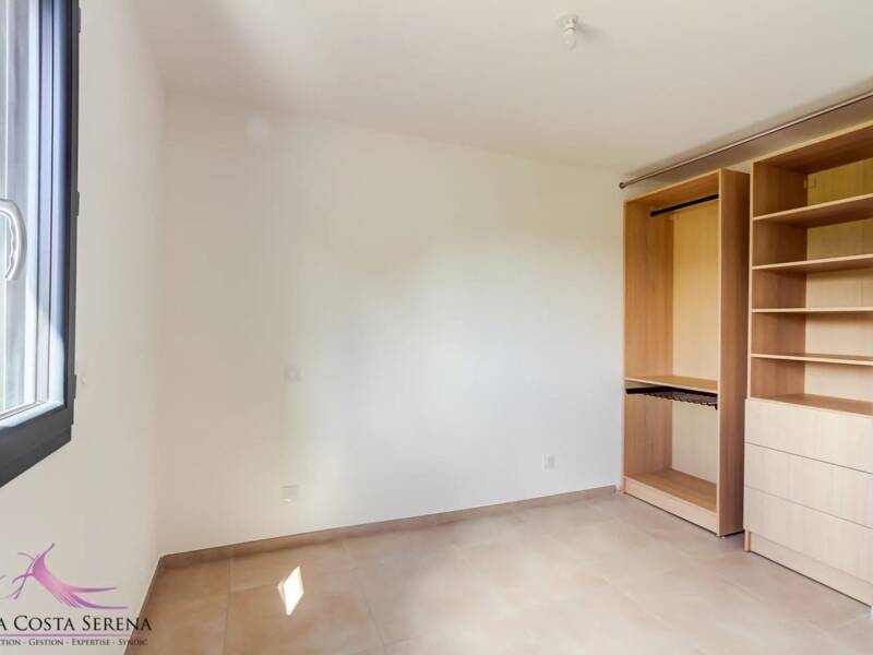 Maison à louer, 97m², GHISONACCIA