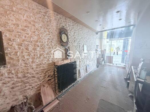 Immeuble à vendre 159 000 € 201 m² Centre Ville Niort 79000