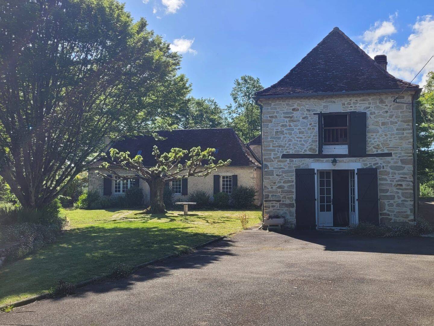 Maison à vendre, 460m², SAUVETERRE DE BEARN