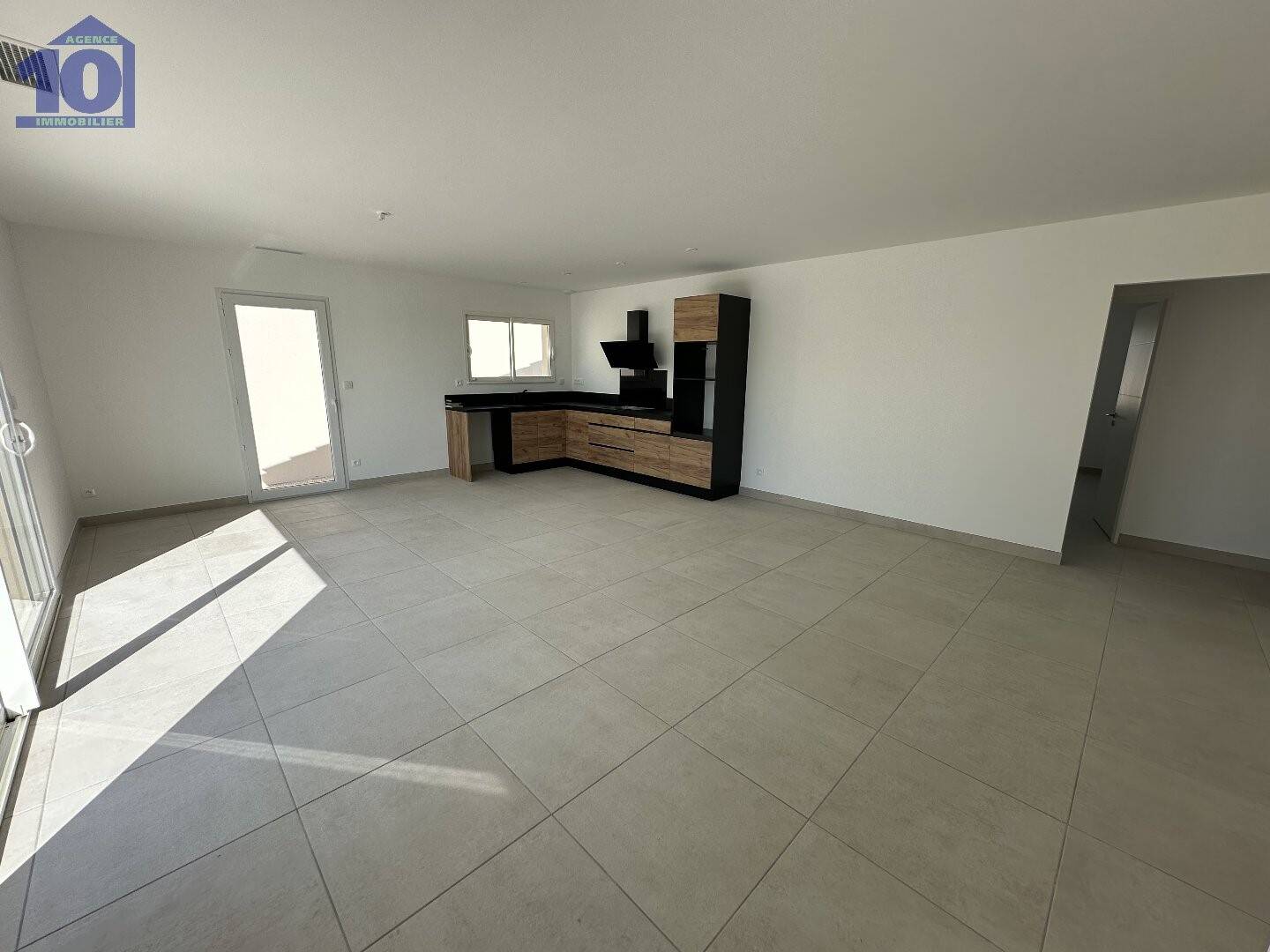 Maison à vendre, 97m², NISSAN LEZ ENSERUNE