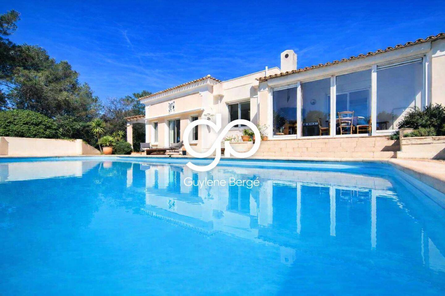 Maison à vendre, 220m², SAINT MATHIEU DE TREVIERS