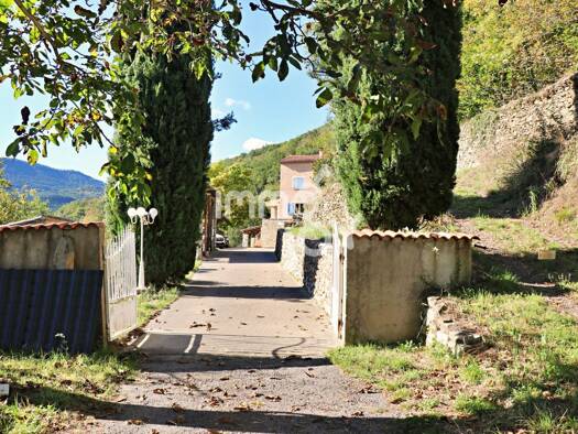 Maison à vendre 421 500 € 5 pièces 4 chambres 167 m² 3 860 m² de terrain Pommiers 30120