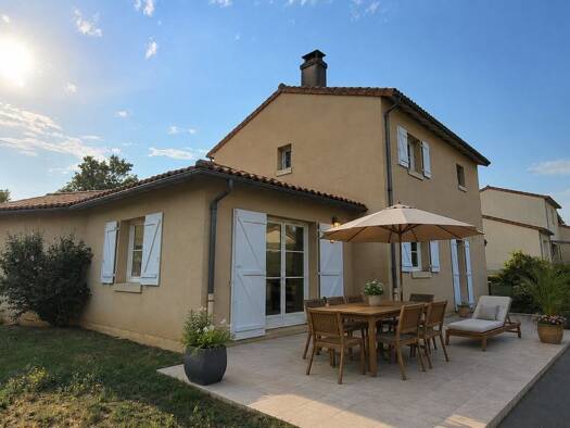 Maison à vendre 327 000 € 5 pièces 4 chambres 125,61 m² 960 m² de terrain Nouaillé-Maupertuis 86340