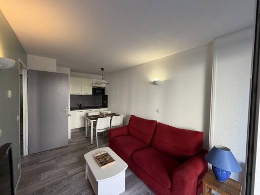 Appartement à louer 561 € 2 pièces 1 chambre 27 m² RDC Allevard 38580