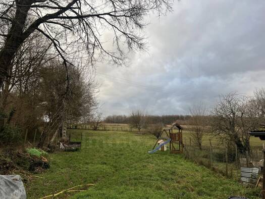 Maison à vendre 164 000 € 7 pièces 5 chambres 215 m² 2 021 m² de terrain Sougères-en-Puisaye 89520