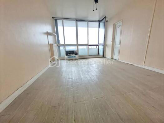 Appartement à vendre 220 000 € 2 pièces 1 chambre 47,55 m² Étage 8/12 Villette Quatre Chemin Aubervilliers 93300