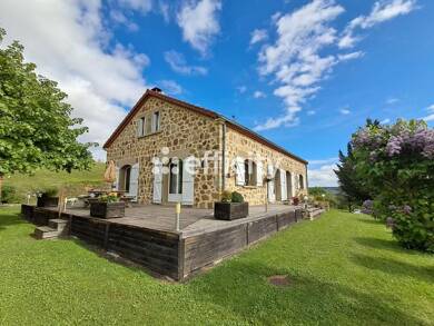 Maison à vendre 390 000 € 8 pièces 5 chambres 223 m² 55 688 m² de terrain Blesle 43450