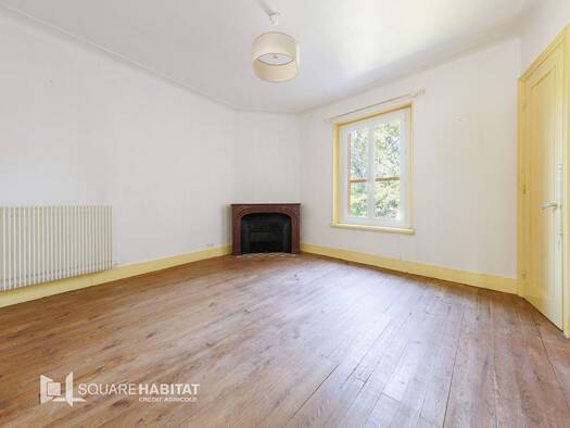 Maison à vendre 150 000 € 6 pièces 4 chambres 132,47 m² 365 m² de terrain Billom 63160