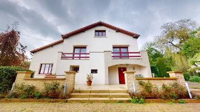 Maison à vendre 270 000 € 6 pièces 2 chambres 137 m² 2 204 m² de terrain Écouviez 55600