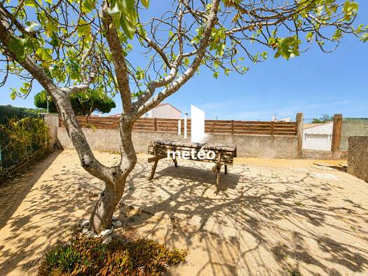 Maison à vendre 194 800 € 3 pièces 2 chambres 57 m² 228 m² de terrain La Tranche-sur-Mer 85360