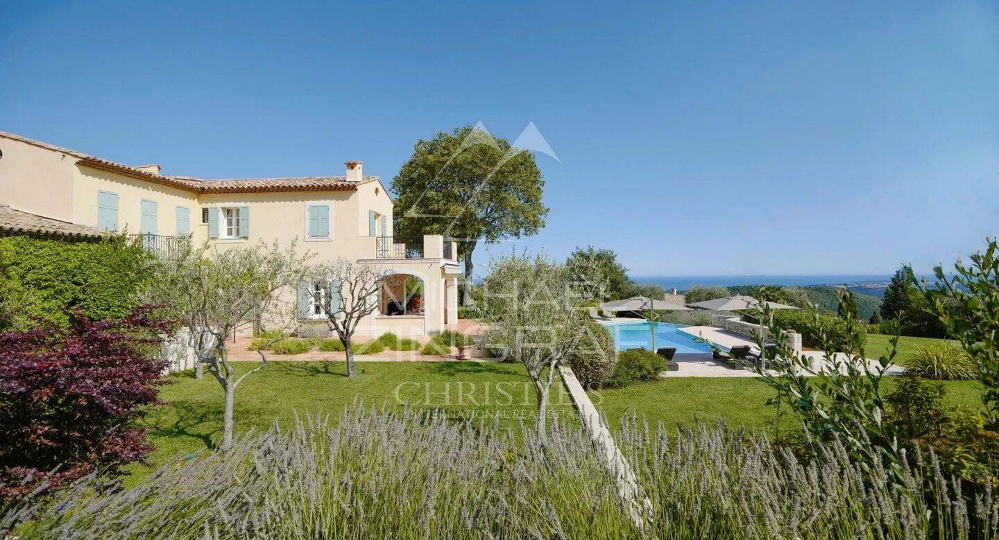 Maison à vendre, 400m², TOURRETTES SUR LOUP