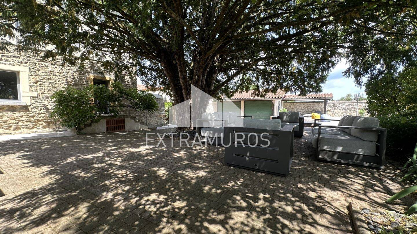 Maison à vendre, 205m², FLEURIEUX SUR L'ARBRESLE