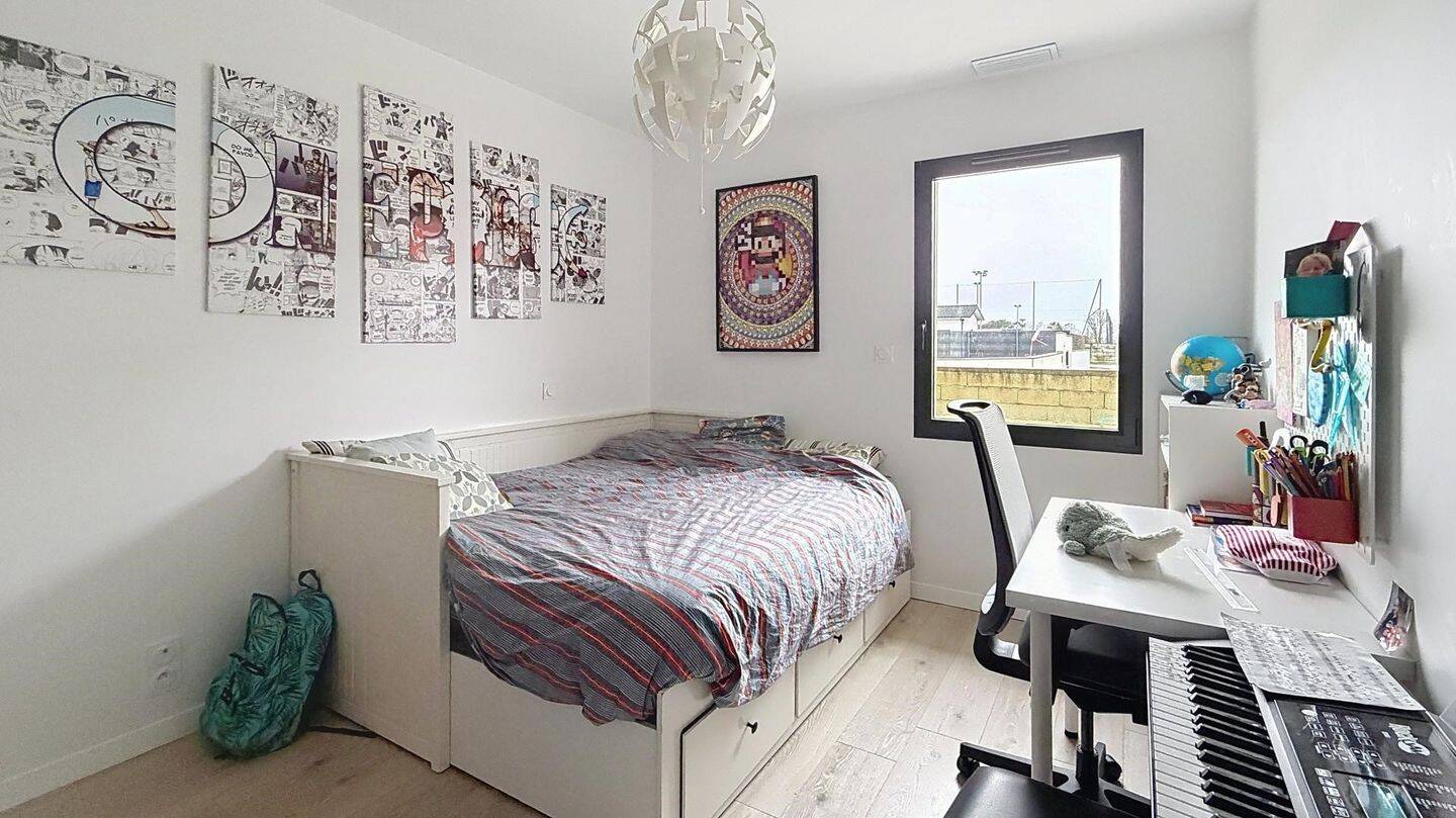 Maison à vendre, 144m², CAMBLANES ET MEYNAC