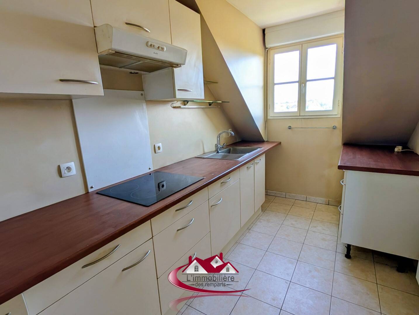 Maison à vendre, 71m², HOUDAN