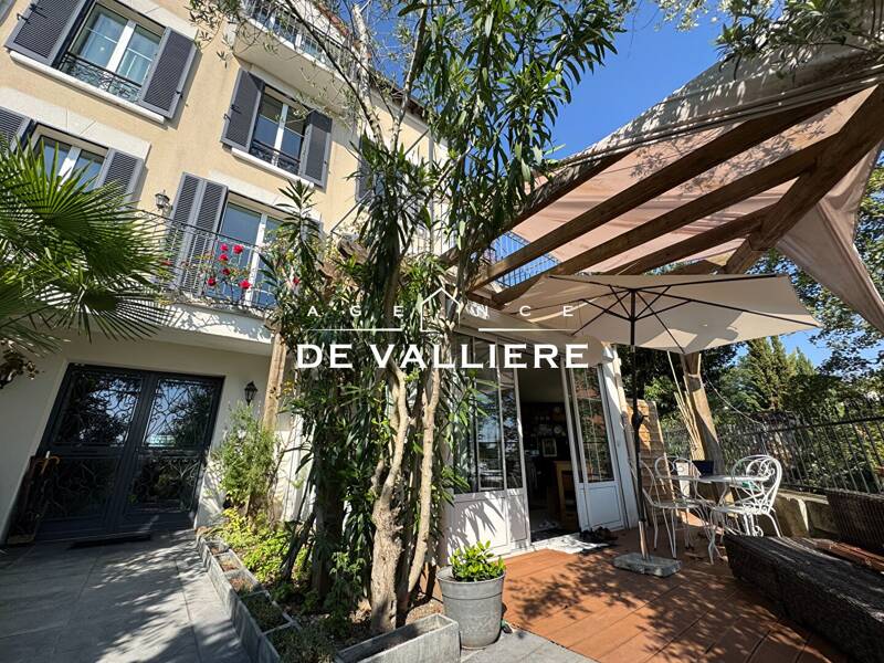 Maison à vendre, 195m², SURESNES
