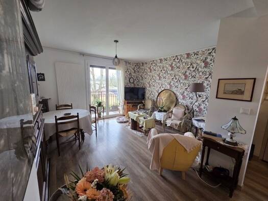 Appartement à vendre 119 900 € 4 pièces 2 chambres 65 m² Étage 1/3 Las Oules-La Croix de Verniolle Pamiers 09100