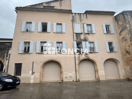 Appartement à vendre 135 000 € 3 pièces 2 chambres 76 m² Étage 1/2 Centre Ville Bagnols-sur-Cèze 30200