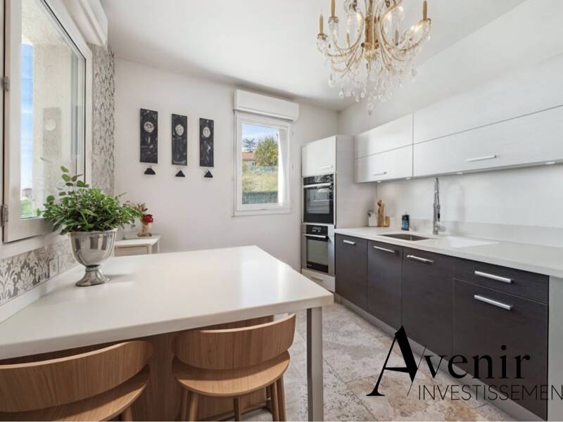 Maison à vendre, 221m², RILLIEUX LA PAPE