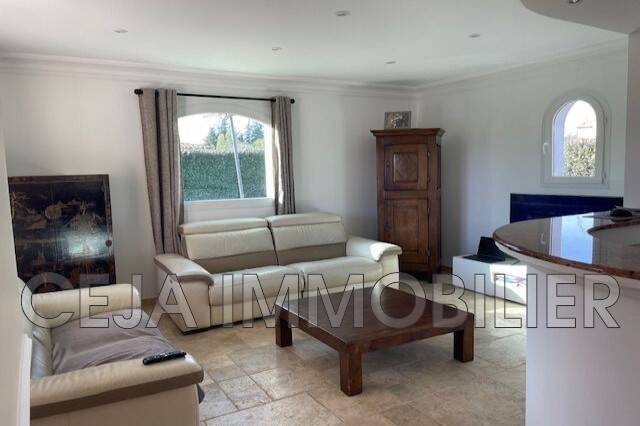 Maison à vendre, 120m², LE MUY