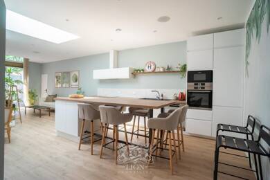 Maison de plain-pied à vendre 399 000 € 3 pièces 2 chambres 82 m² Lille 59000