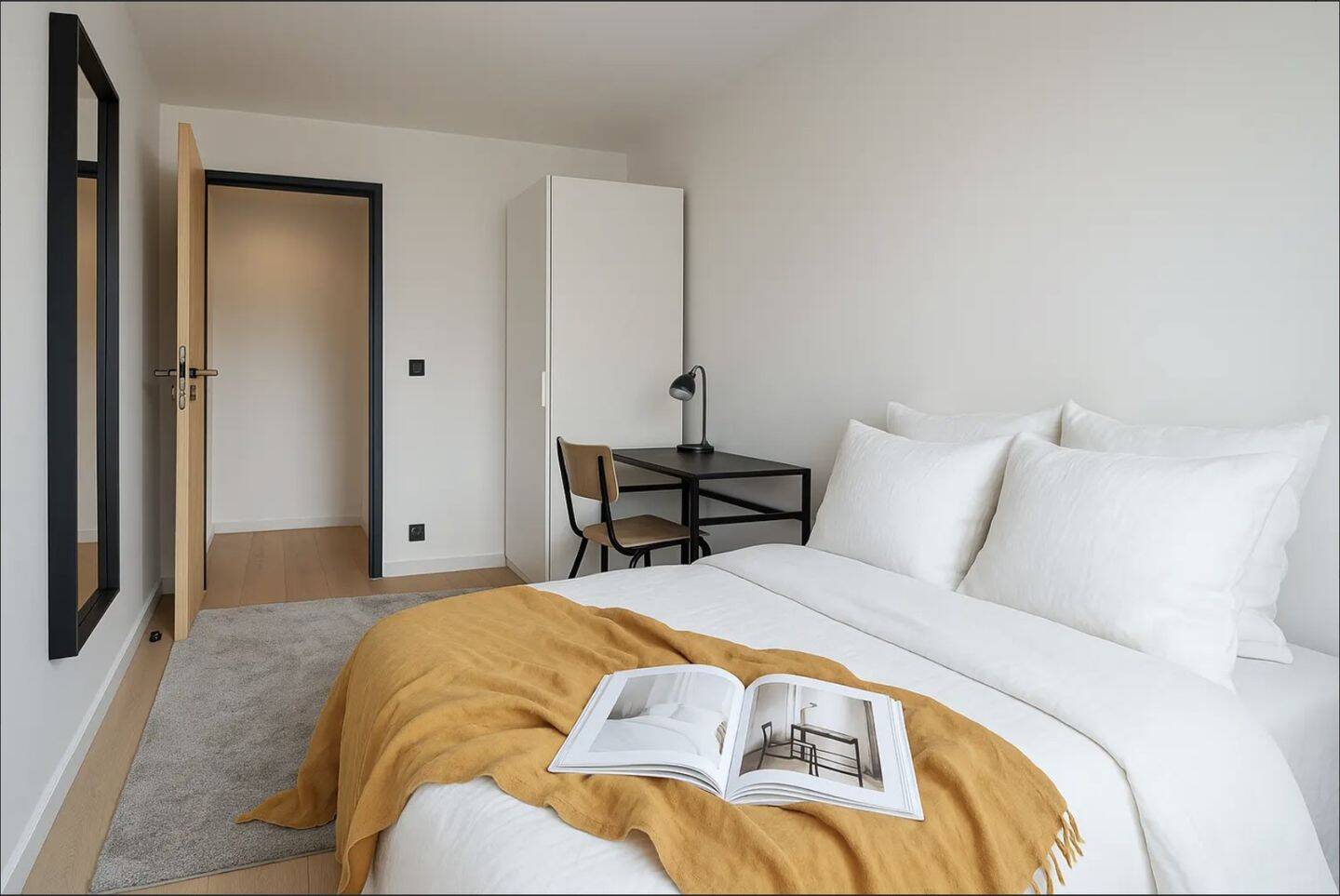 Maison à louer, 11m², CLICHY