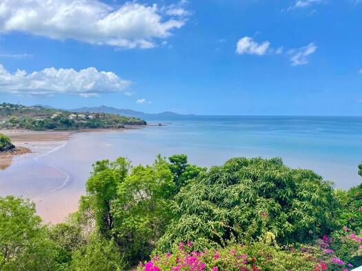 Villa à vendre 785 000 € 5 pièces 4 chambres 197 m² 600 m² de terrain Koungou 97600