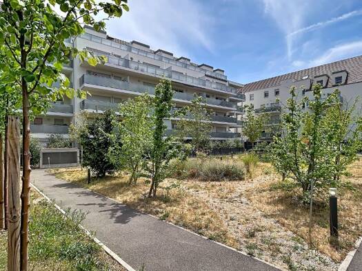 Appartement à vendre 228 000 € 3 pièces 2 chambres 63 m² Étage 3/2 Saint Joseph-Mittelharth Colmar 68000