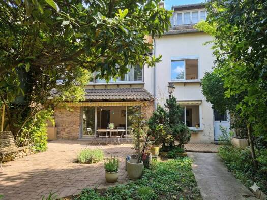 Maison à vendre 549 000 € 9 pièces 6 chambres 204 m² 436 m² de terrain La Frette-sur-Seine 95530