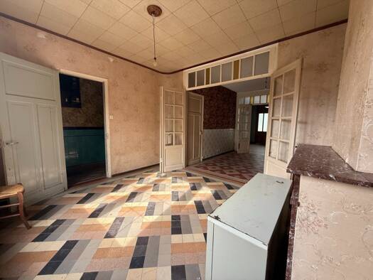 Maison à vendre 148 000 € 5 pièces 2 chambres 115 m² 1 073 m² de terrain Hazebrouck 59190