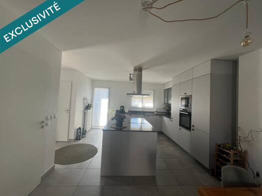 Villa à vendre 600 000 € 4 pièces 3 chambres 98 m² 225 m² de terrain Cessy 01170