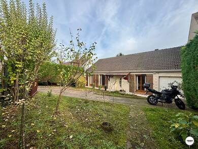 Maison à vendre 337 000 € 5 pièces 3 chambres 82 m² 450 m² de terrain Le Stade-Les Garennes-Grand Ouest Les Mureaux 78130