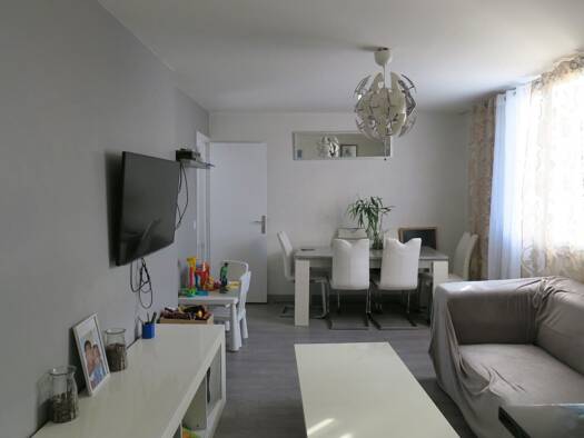 Appartement à vendre 187 000 € 4 pièces 3 chambres 64 m² RDC/4 Grenouillère-Marnois-Rive de Marne Noisy-le-Grand 93160