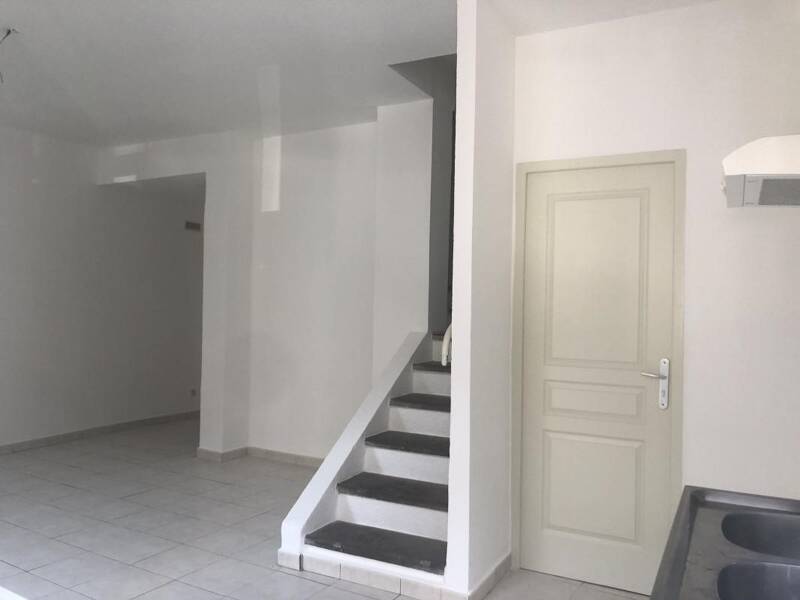Maison à louer, 59m², BESSAN