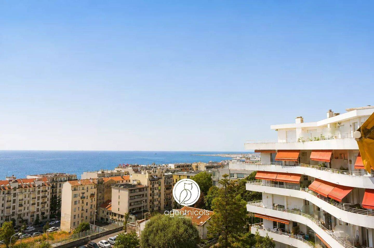 NICE // FABRON : 2 / 3 PIÈCES / TERRASSE / VUE MER / GARAGE — 16