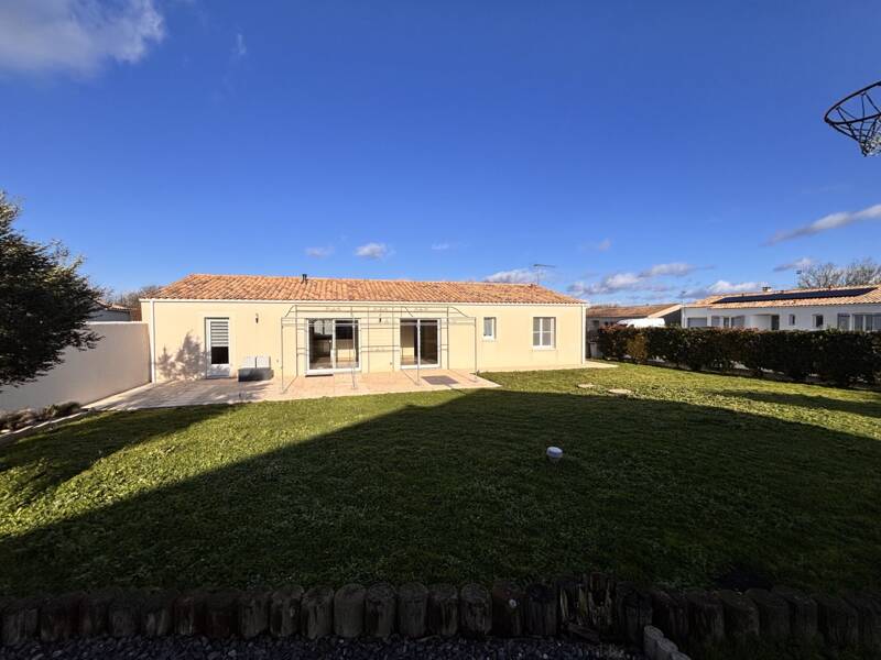 Maison à vendre, 130m², SAINT JEAN DE LIVERSAY