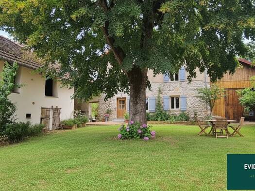 Maison à vendre 449 000 € 6 pièces 5 chambres 190 m² 673 m² de terrain Sermérieu 38510